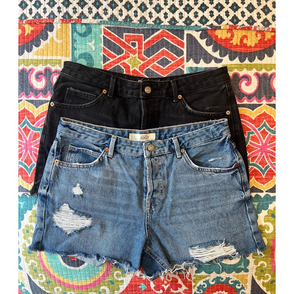 Topshop Moto Ashley Denim Shorts Bundle 2 Pair Black & Blue Distressed Size: 8 - Picture 2 of 7